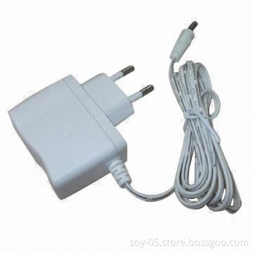 Power supply with wall-mount
